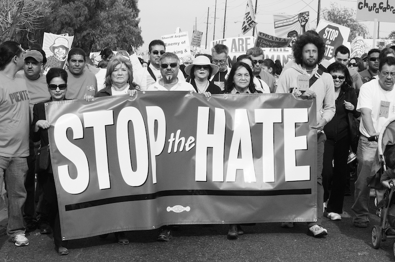 The march was led by long-time leader Dolores Huerta, singers Linda Ronstadt, Zack de la Rocha, Little Joe, and local leaders. Photo: Eduardo Barraza | Barriozona Magazine © 2010