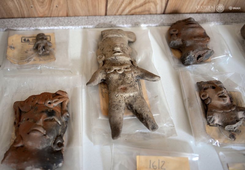 Figurillas localizadas en la zona arqueológica de Zacatenco,. Foto: Melitón Tapia | INAH