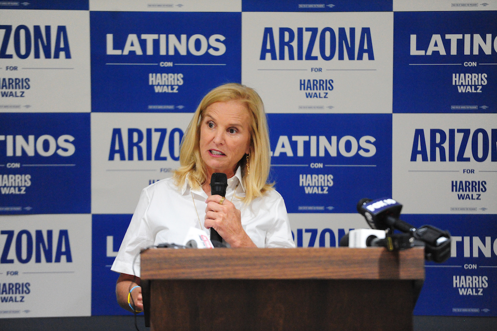 Kerry Kennedy delivers speech at a press conference in Phoenix, Arizona, urging support for the Harris-Waltz presidential ticket. Joined by labor icon Dolores Huerta, Kennedy highlighted the campaign's commitment to strengthening workers' rights and contrasting it with the policies of Donald Trump. Photo: Eduardo Barraza | Barriozona Magazine © 2024